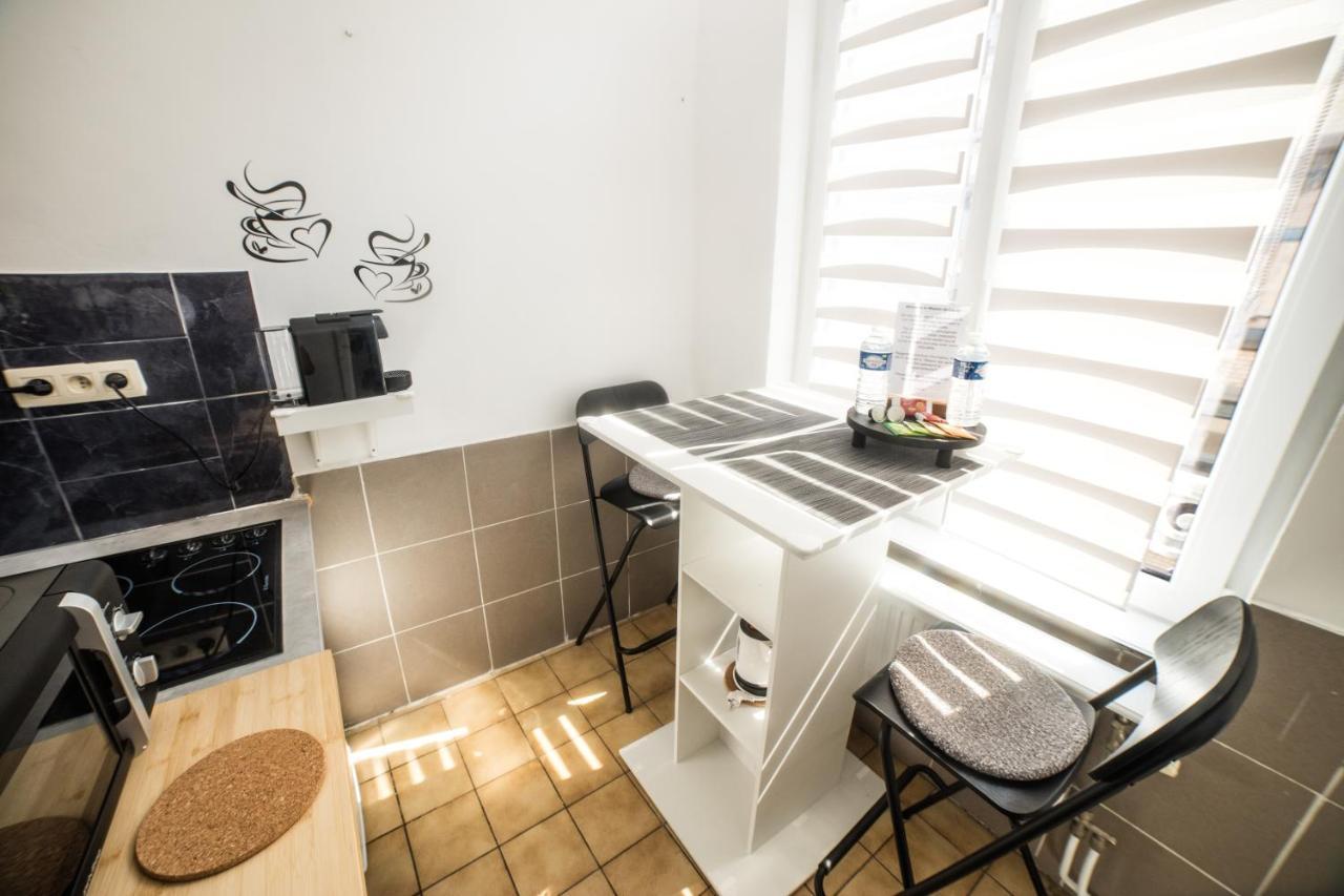 بروكسل City Centre Hidden Gem! Apartment For Up To 3 People المظهر الخارجي الصورة