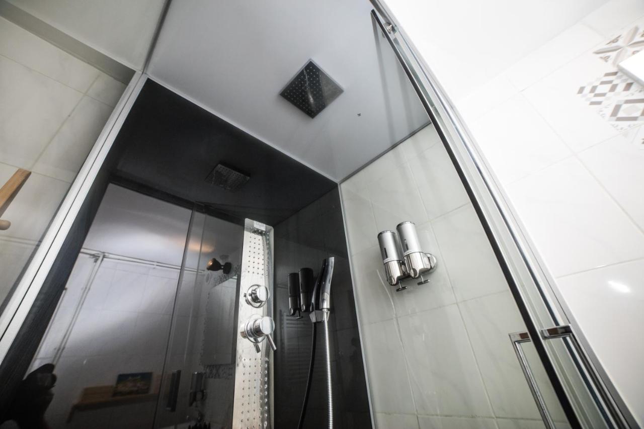 بروكسل City Centre Hidden Gem! Apartment For Up To 3 People المظهر الخارجي الصورة