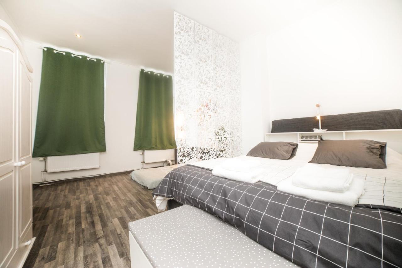 بروكسل City Centre Hidden Gem! Apartment For Up To 3 People المظهر الخارجي الصورة
